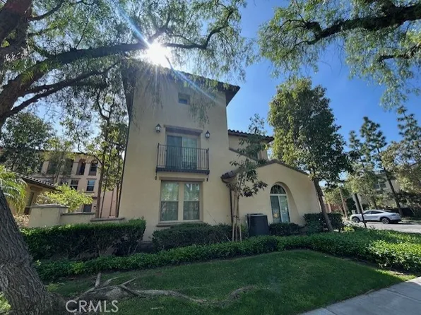 58 Cienega, Irvine, CA 92618