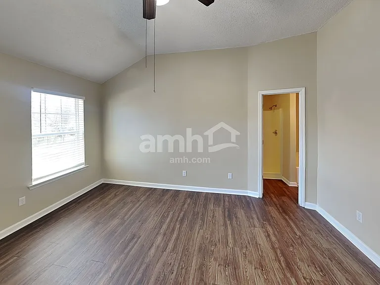 2227 Joann Dr — Photo 13