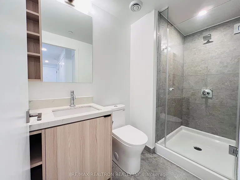 252 Church St #5305 — Photo 11
