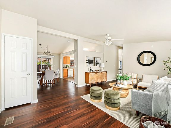3rd image of 9316 21st Avenue E