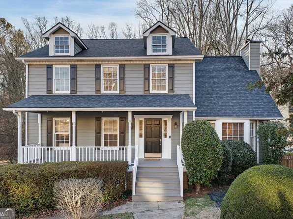 2835 Shurburne Dr, Alpharetta, GA 30022