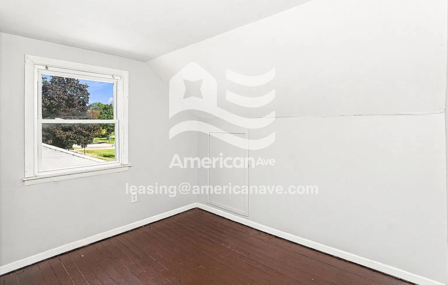 4 bed, 2.0 bath, 1174 sqft, $1,821 — Photo 4