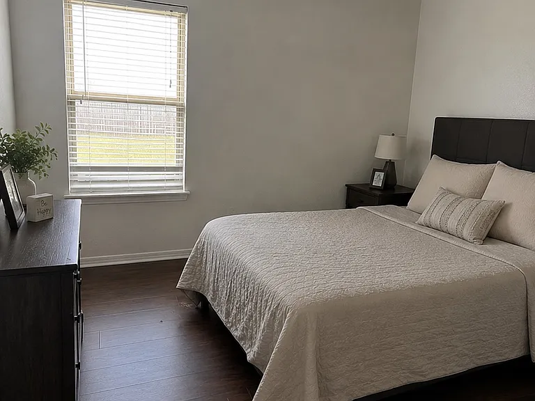 12705 Faulkner Crossing Dr — Photo 4