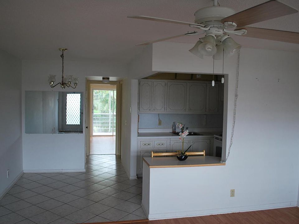1st image of 67 Cambridge C