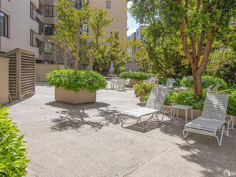 900 Bush St #321 — Photo 19