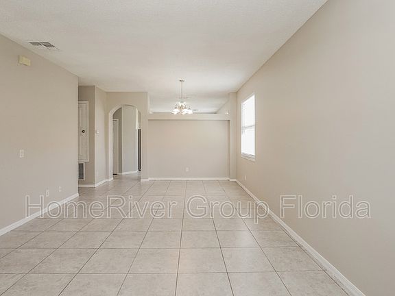 3rd image of 2723 Eagle Glen Cir
