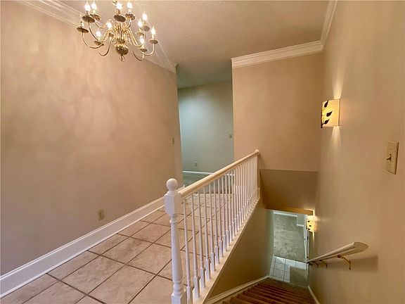 5th image of 517 Kindred Dr