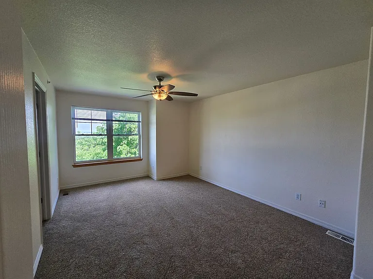 1001 Laramie Blvd #15-E — Photo 13