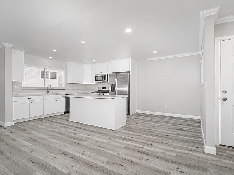 4935 Deaton Dr — Photo 6