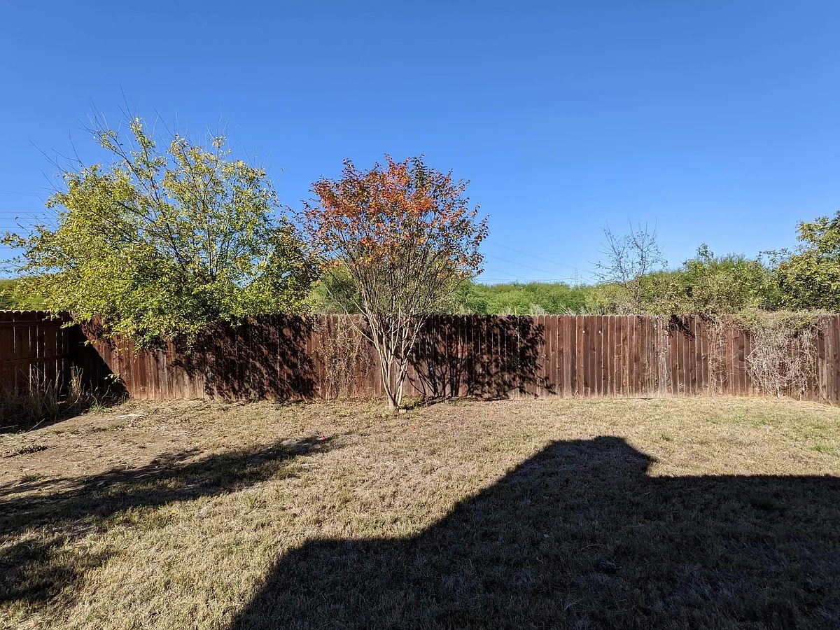 Building Photo - 707 Meadow Lark