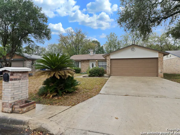 9438 Valley Dale St, San Antonio, TX 78250