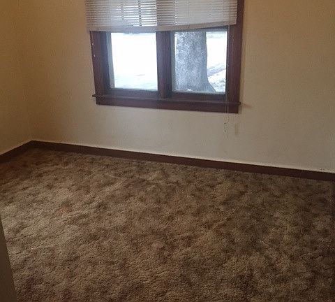 Bedroom (2 bedrooms)
