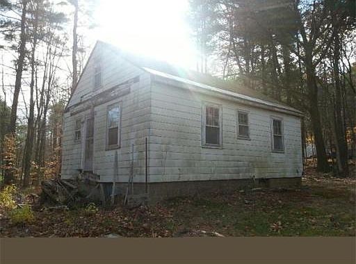 2nd image of 360 Wheeler Rd