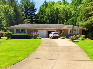 100 Kenridge Rd, Akron, OH 44333