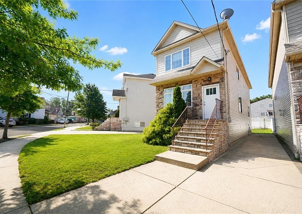 1st image of 32 Wild Ave