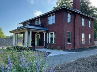 206 Patterson St #C, Morganton, NC 28655