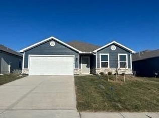 20244 W 194th St, Spring Hill, KS 66083