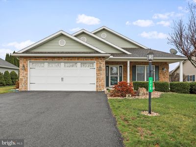 325 Eisenhower Dr, Chambersburg, PA, 17201