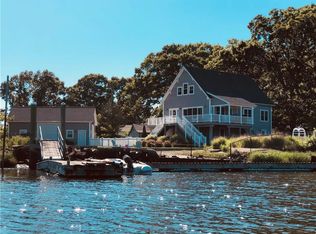 2 Sheffield St, Warwick, RI 02889