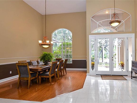 4th image of 489 Villa Nova Point