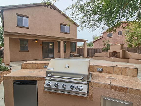 5th image of 425 E Placita Costana