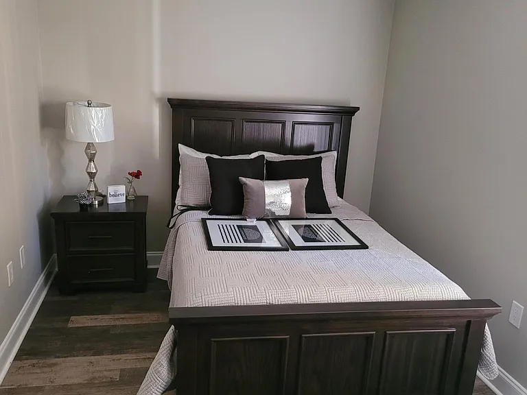 625 Morgan St #4 — Photo 5