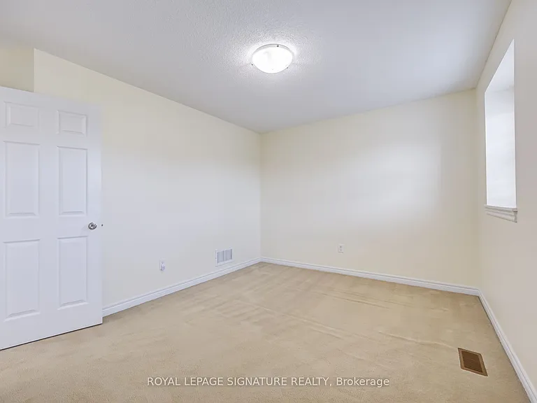 44 Selby Dr — Photo 28
