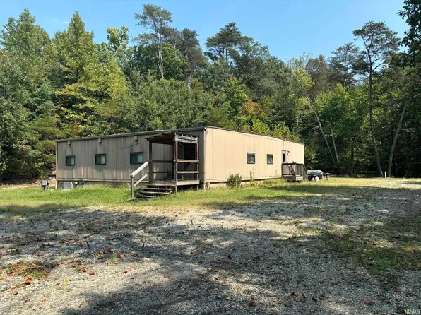 19420 Indian Springs Rd, Shoals, IN 47581