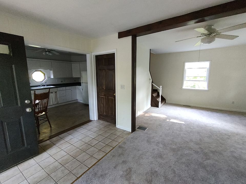 First floor entry. Brown interior door is the basement door.