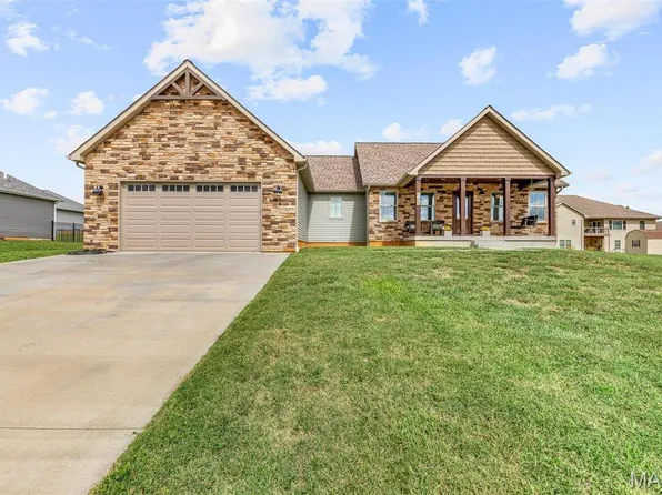 109 Shepherd Mountain Rd, Farmington, MO 63640