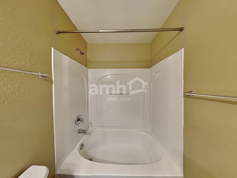 2324 S 238th Ln — Photo 14
