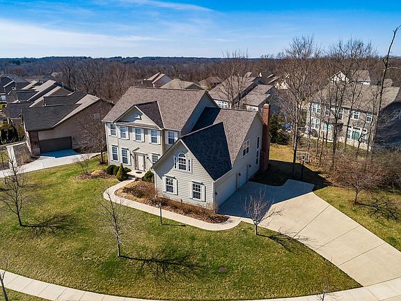 3rd image of 4330 Yellow Wood Dr
