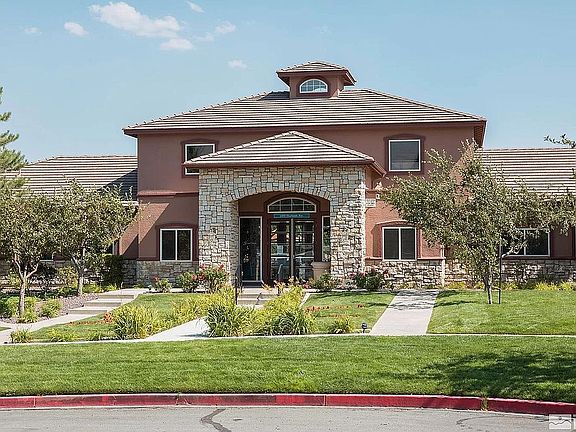 Silver Creek clubhouse