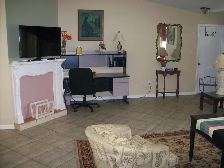 468 Harland Ave #1 — Photo 7