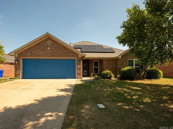 2530 Zoysia Ln, Conway, AR 72034