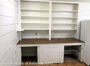 8 Morgan Cove Rd, Weaverville, NC 28787