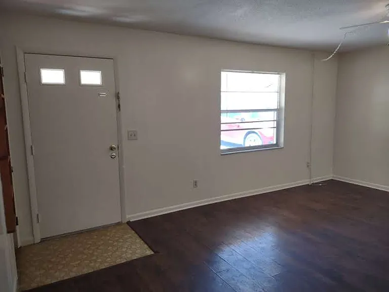 2369 S Tennyson Point — Photo 3