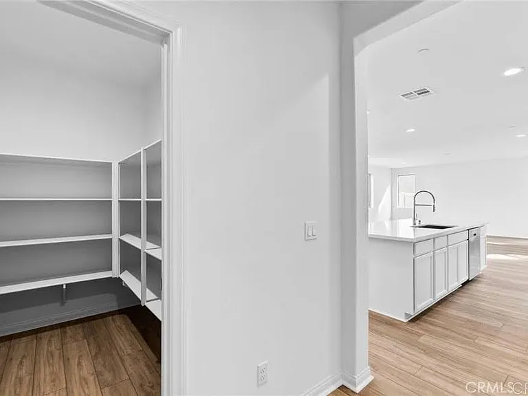 34036 Burcham Ln — Photo 7
