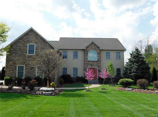 1st image of 205 Countryview Ln