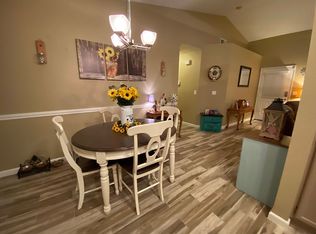 2415 E Fallbrook Ave, Fresno, CA 93720