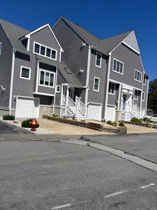 700 Shore Dr UNIT 902, Fall River, MA, 02721