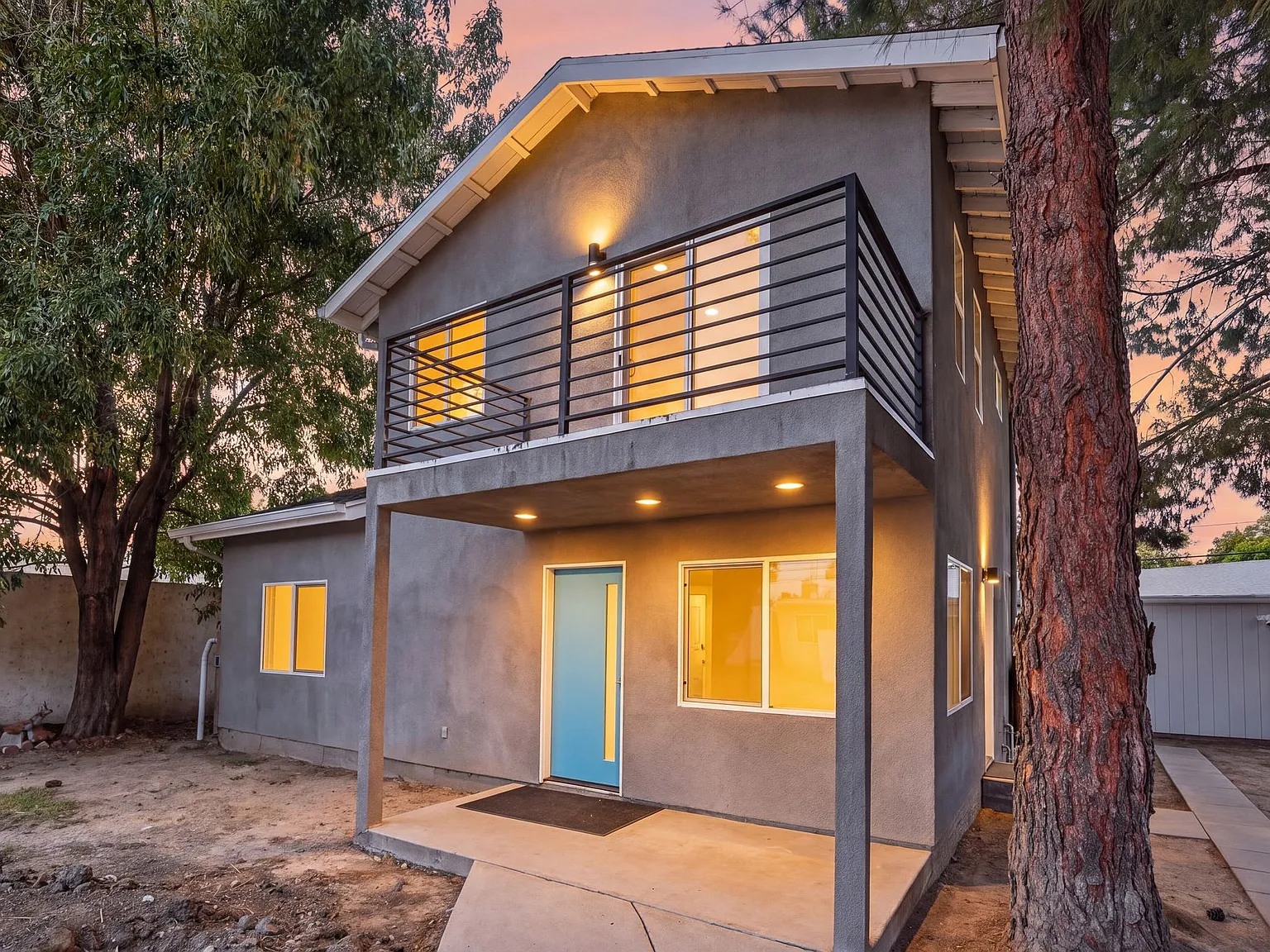 3 bed, $4,995 — Photo 1