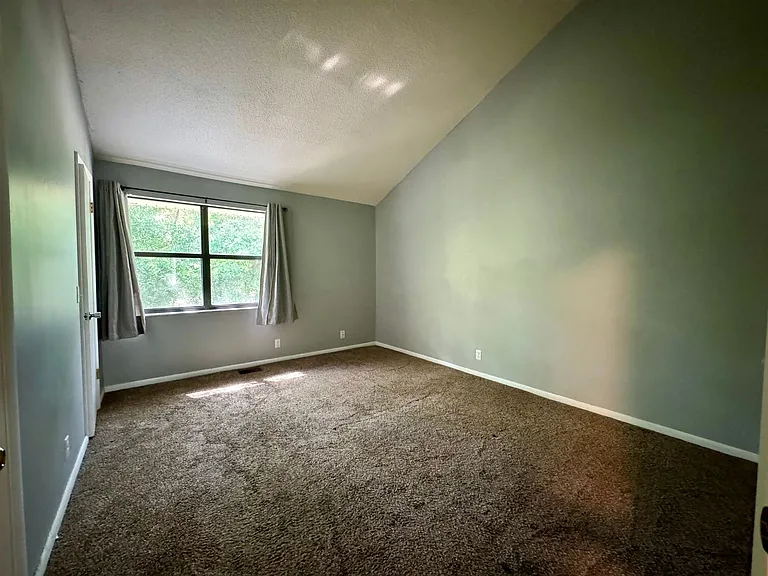 727 S Main St #112 — Photo 6