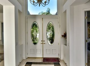 1 Channel Ct, Rancho Mirage, CA 92270