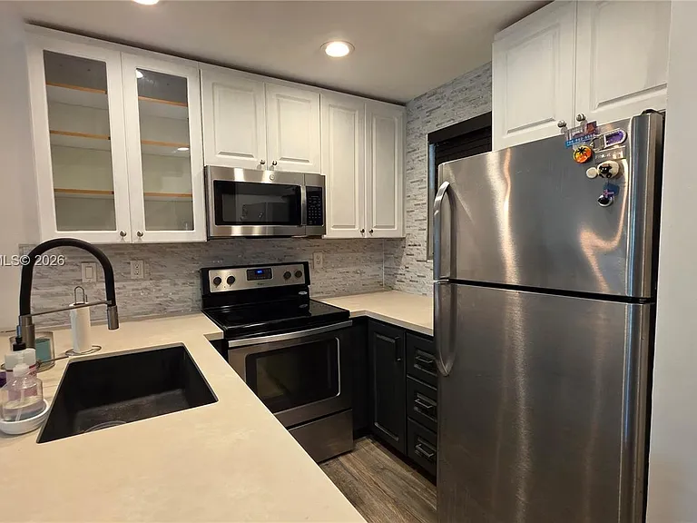 3130 Bird Ave #4 — Photo 11