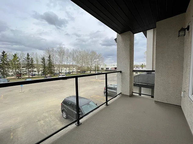80 A Kelloway Cres — Photo 5