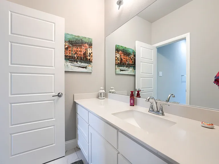2446 Bainbridge Dr — Photo 23