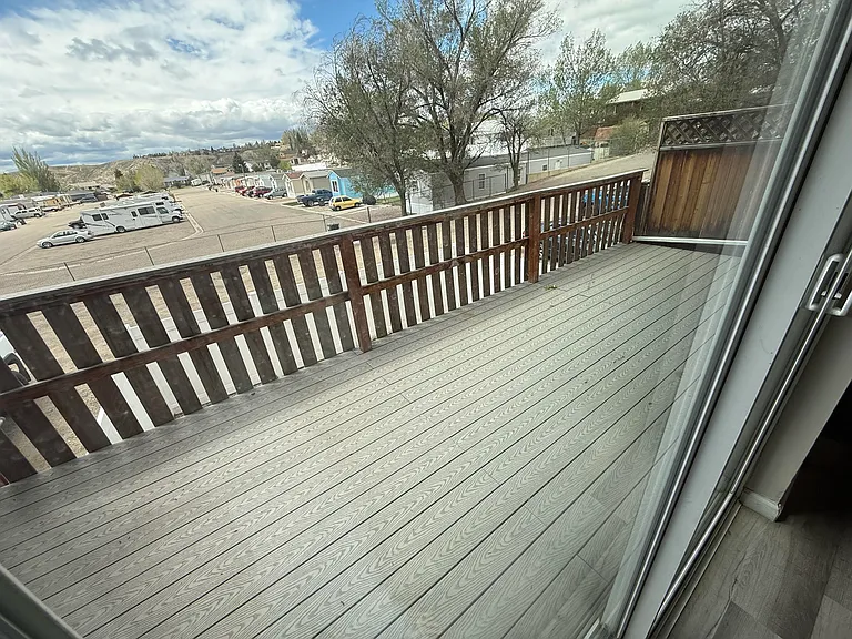 820 Moccasin Ln — Photo 4