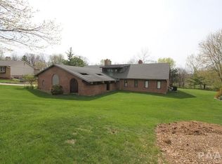 5 Hillcrest Ct, Washington, IL 61571