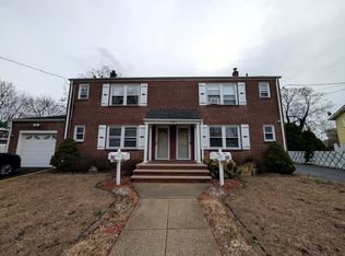 139 Eastern Way #1R, Rutherford, NJ 07070